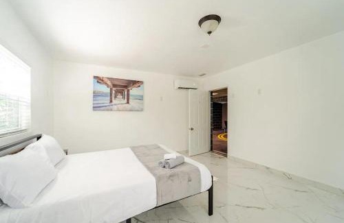 Braden River House | Comfortable Home In Bradenton close to Sarasota