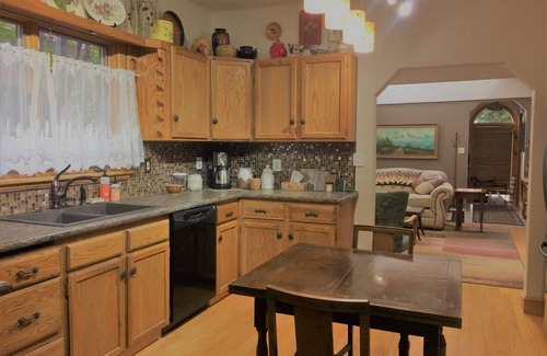 Red Lodge House | Comfortable Home Near Downtown