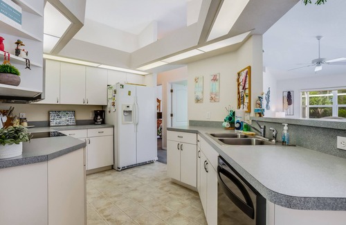 Long Meadow House | Comfortable home with private pool, high-speed WiFi, central AC & washer/dryer
