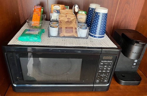 Afton Apartment | Comfortable Homey Private Entrance Suite with King Bed and Coffee/Work area.