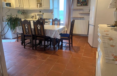 Bagat-en-Quercy House | Comfortable house in the heart of the Quercy region, with swimming pool, pets welcome.