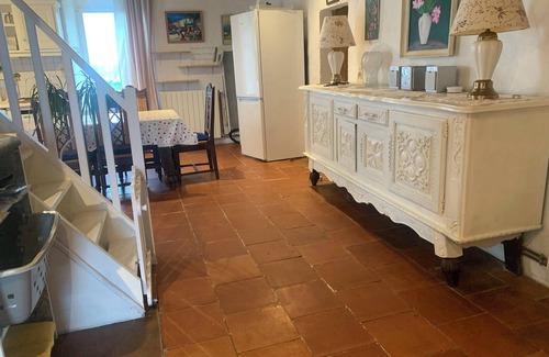 Bagat-en-Quercy House | Comfortable house in the heart of the Quercy region, with swimming pool, pets welcome.