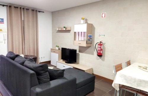 Marinhas House | Comfortable House in Marinhas + Garden and Sea View.
