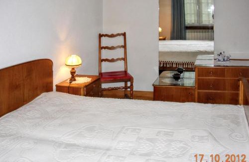 Pedraca House | Comfortable house with mountain view and shared pool