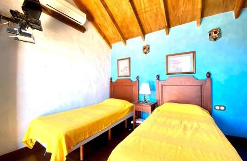 Isora House | Comfortable House with Mountain View in Isora