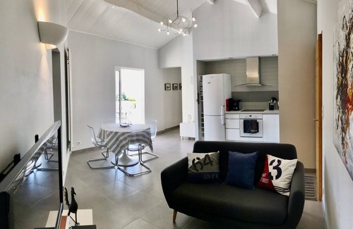 Saint-Florent Apartment | Comfortable independent apartment in seaside villa with swimming pool