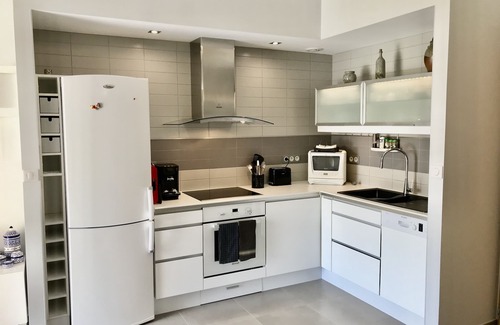 Saint-Florent Apartment | Comfortable independent apartment in seaside villa with swimming pool