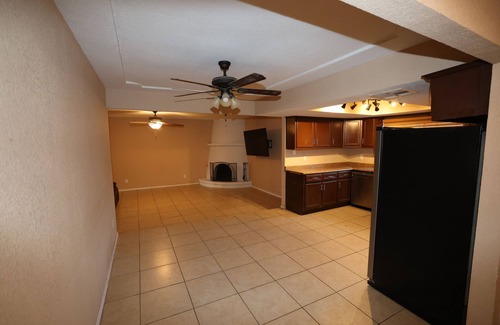Biggs Field House | COMFORTABLE LIVING - CONVENIENT LOCATION - SPACE, SPACE, SPACE AND MORE SPACE.