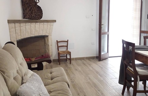 Capoterra House | Comfortable one bedroom apartment in the Cagliari hinterland