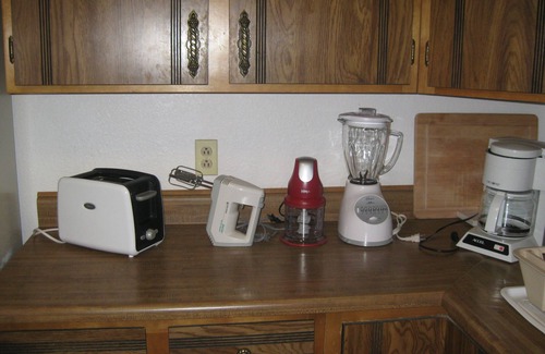 Laramie House | Comfortable Passive-Solar 3-Bedroom Earth-Bearmed House In Quiet Area Near U.W.