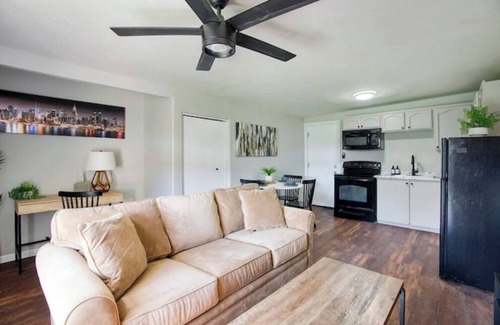 North Mountain House | Comfortable Phoenix Casita