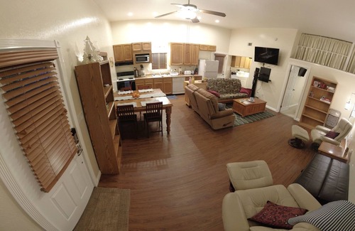 Arden-Arcade Apartment | Comfortable Quite Private In-Law Suite in the Heart of Sacramento