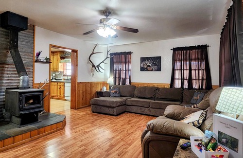 Blue Cabin | Comfortable ranch style cabin with prime location to both Arizona and New Mexico