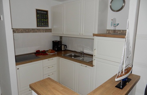 Region Hannover District Apartment | Comfortable renovated apartment with sea view Sauna in the house Holiday park WLAN