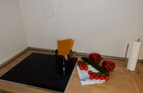 Region Hannover District Apartment | Comfortable renovated apartment with sea view Sauna in the house Holiday park WLAN