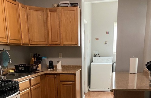 Allendale House | Comfortable Room near Baltimore Hospitals