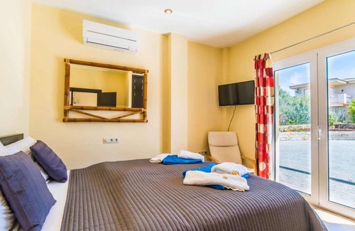 Badia Blava Villa | Comfortable sea view villa with pool.