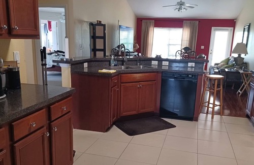 Lehigh Acres House | Comfortable, Shared Accommodation 10 Minutes from Lehigh Regional Medical Center