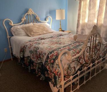 Halton Regional Municipality House | Comfortable Stay In Beautiful Home