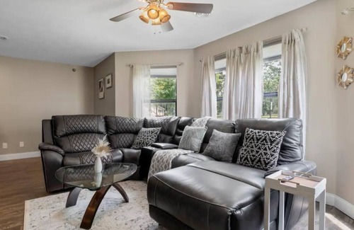 Downtown Springfield Apartment | Comfortable Stay in downtown Springfield