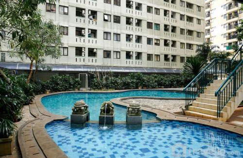Kebagusan Apartment | Comfortable Studio Room at Kebagusan City By Travelio