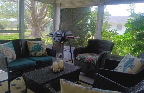 Embassy Hills House | Comfortable, Sunny, Quiet Neighborhood
