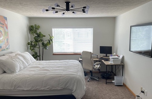 Millard House | Comfortable townhome close to many amenities and restaurants