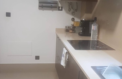 Corroios House | Comfortable villa 10 min from the beaches