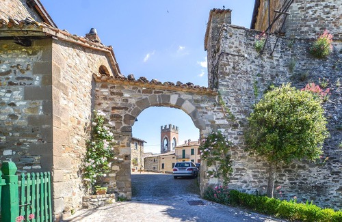 Monte Cerignone Apartment | Comfortable vacation apartment in the north of Italy.