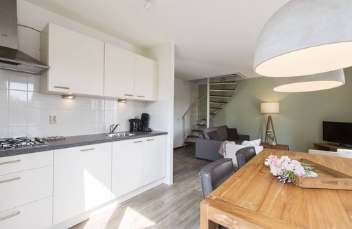 Arcen Villa | Comfortable villa with combi-microwave in green surroundings