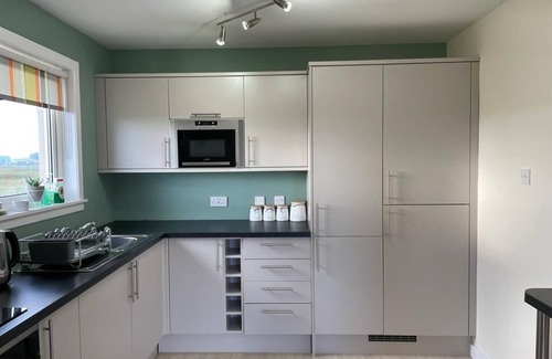 Benbecula House | Comfortable well located accommodation in Benbecula