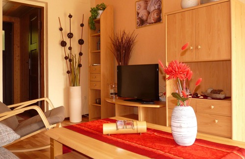Muritz House | Comfortably furnished bungalow, only a few minutes to the lake, dogs allowed