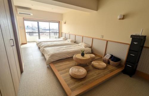 Honmachi Apartment | Comforting room 410 walking distance of Shinjuku