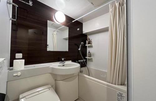Honmachi Apartment | Comforting room 410 walking distance of Shinjuku