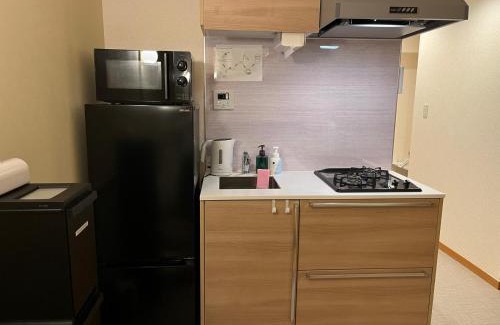 Honmachi Apartment | Comforting room 410 walking distance of Shinjuku