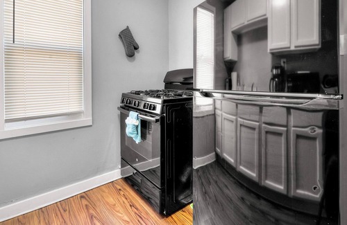 West Des Moines House | Comfy 1BR Retreat + Free Parking in Valley Junctio