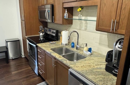 Downtown Dallas House | Comfy 1BR with Parking Included