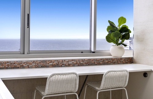 Gold Coast Apartment | Comfy 2 Bedroom Apartment with Ocean View - Q Stay (Peninsula 32A - 3N - NB)