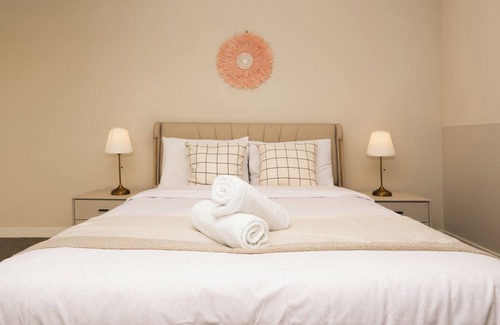 Waitara Apartment | Comfy 2beds Loft at Waitara