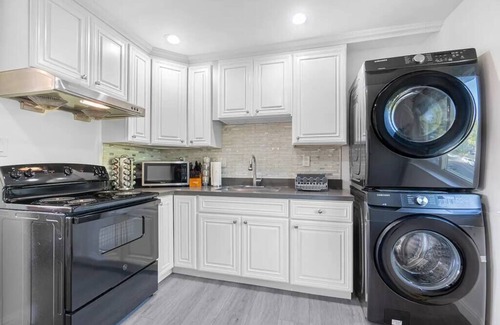 Sunnyvale West Apartment | Comfy 2BR Apt w/AC/Washer/Dryer/EV - in Sunnyvale