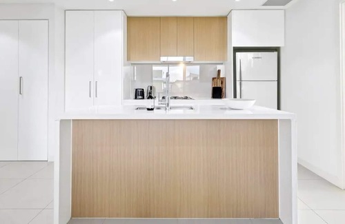 Homebush Apartment | Comfy 3 Bed Apt at Homebush | MHS