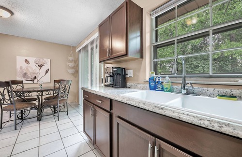 Georgetown House | Comfy 3-bedroom house with WiFi and AC in Georgetown
