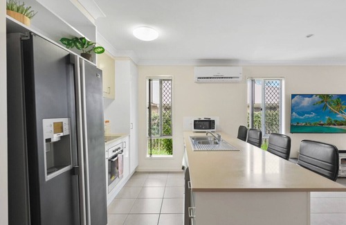 Coomera House | Comfy 5bdr 2Bth Gold Coast Home
