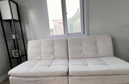 Camaceyes House | Comfy and cozy mini house sitting on a beautiful 1500 meter lot. Great location!