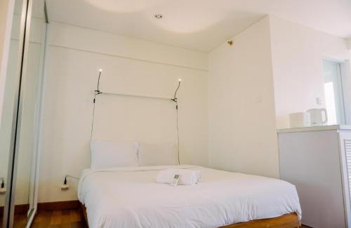 Kebagusan Apartment | Comfy and Modern Studio at Kebagusan City Apartment By Travelio