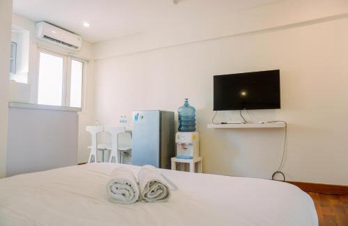 Kebagusan Apartment | Comfy and Modern Studio at Kebagusan City Apartment By Travelio