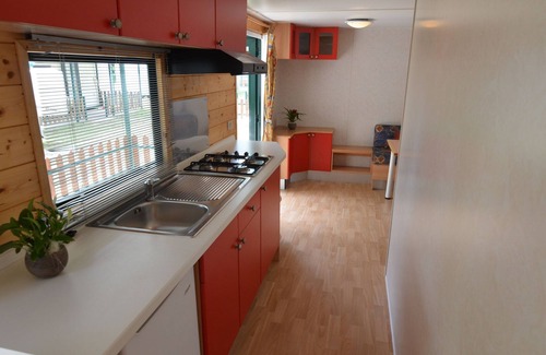 Lido di Dante Ski Chalet | Comfy Chalet with Terrace near Sea