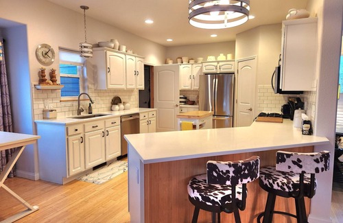 Spearfish House | Comfy & Convenient Rally Rental - 5 minutes to Downtown Spearfish!