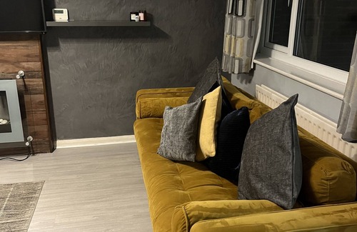 Harrowgate Hill House | Comfy Darlington Hideaway Near A1, A19 & A66