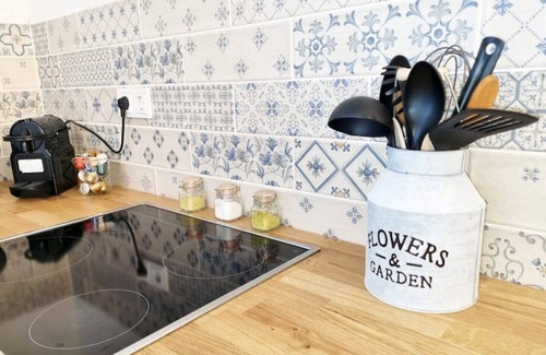 Griessen Apartment | Comfy Design Apartment | near Rhine Falls & Zurich